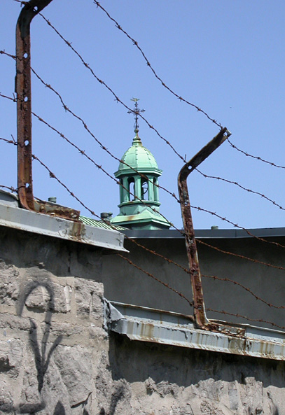 Caged Cross